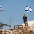 Essere coloni. Cosa si nasconde dietro la prima linea di Israele